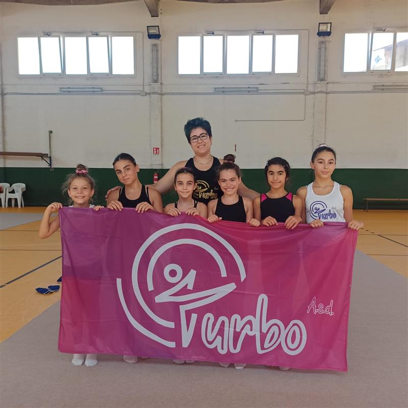 ASD Turbo, la ginnastica ritmica che allena corpo e mente: la scuola di vita delle giovani atlete