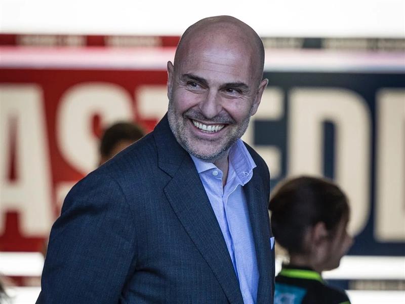 Dopo la netta sconfitta in casa-Inter adesso per il Cagliari è il momento della verità. Il presidente Giulini vuole la serie A per progettare il futuro.