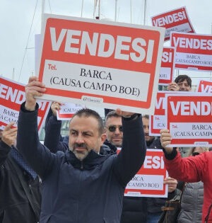 Il mare a pagamento riaccende lo scontro a Porto Conte: via gli ancoraggi liberi per far posto alle boe a pedaggio