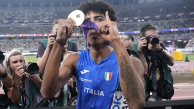Matteo Furlani re del lungo: oro mondiale a Tokyo, battuto il record di Carl Lewis