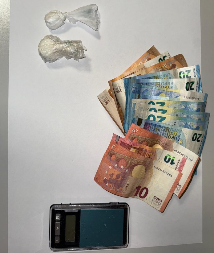 Sassari, cocaina e contanti addosso: arrestato un giovane in via Guido Sieni