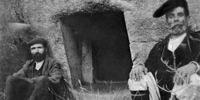 La Sardegna di Thomas Ashby: un archeologo inglese, la sua macchina fotografica, l’isola
