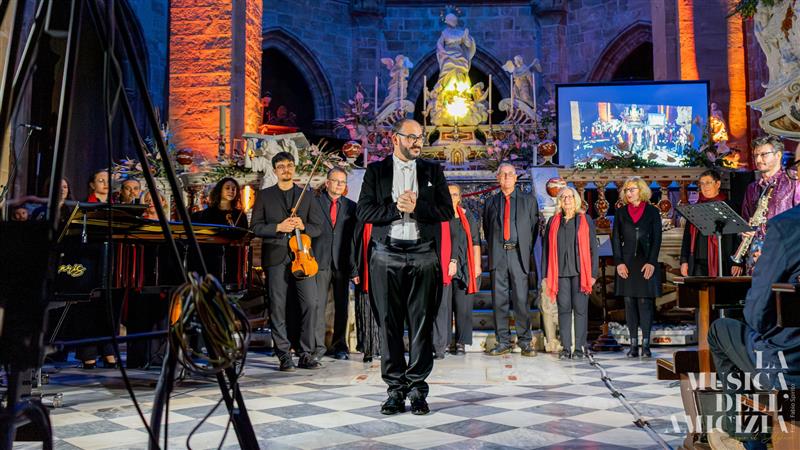 La sinfonica riempie la Cattedrale di Alghero: la rassegna di Solinas si chiude con l