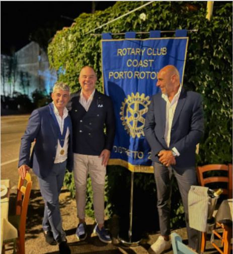 Rotary Club Coast Porto Rotondo porta la solidarietà in piazza Sotto le stelle di San Pantaleo una conviviale inclusiva firmata “Pronti ad agire”