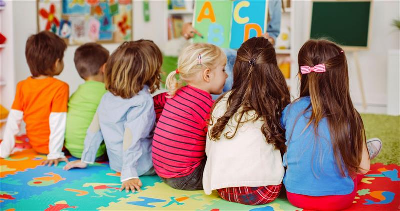 I vespri sardi spiegati ai banchi di scuola: a Zeddiani la rivolta di fine Settecento diventa materia per bambini