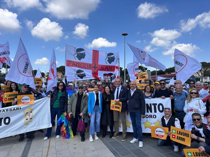 Salta la legge sulle servitù militari: i Cinque Stelle intestano a sé il ritiro della proposta di Fratelli d