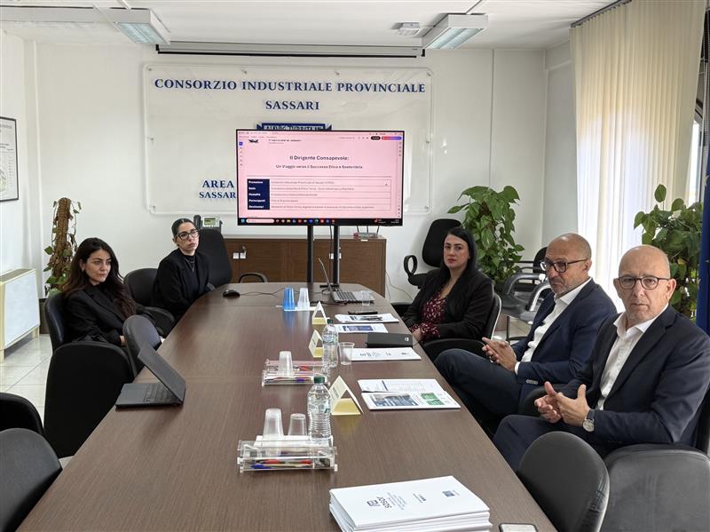 Il Consorzio Industriale sale in cattedra a Porto Torres: lezioni gratis per forgiare trenta nuovi dirigenti d'azienda
