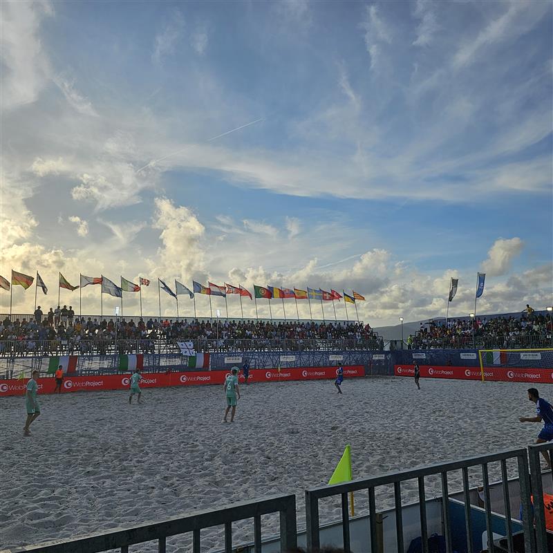 Gli azzurri brillano nella Euro Beach Soccer League al Summerbeach Village battendo la Bielorussia 4-2