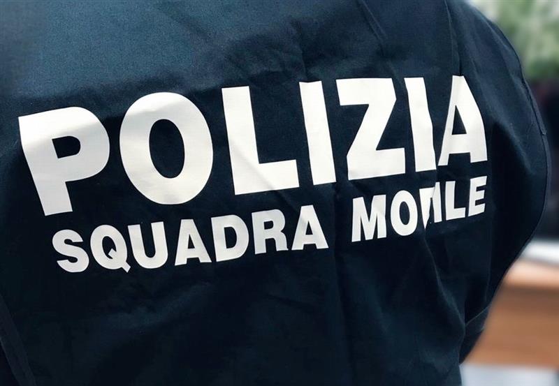 Sassari, il "circolo" serviva droga invece che caffè. Gestore in manette