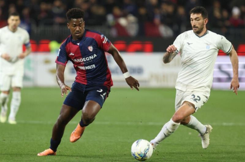 Il Cagliari onora la maglia ma sbatte sul muro: con la Lazio è solo uno zero a zero di sacrificio