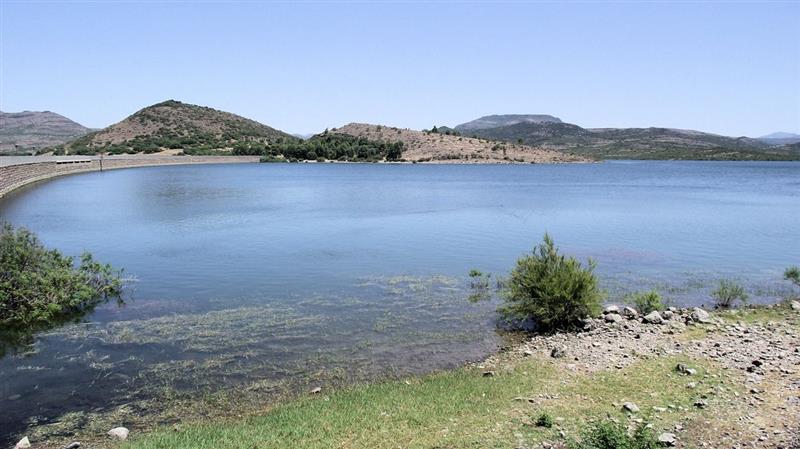 Via libera alle barche nei bacini sardi: la Regione cancella i divieti a calendario e apre i laghi al turismo sportivo