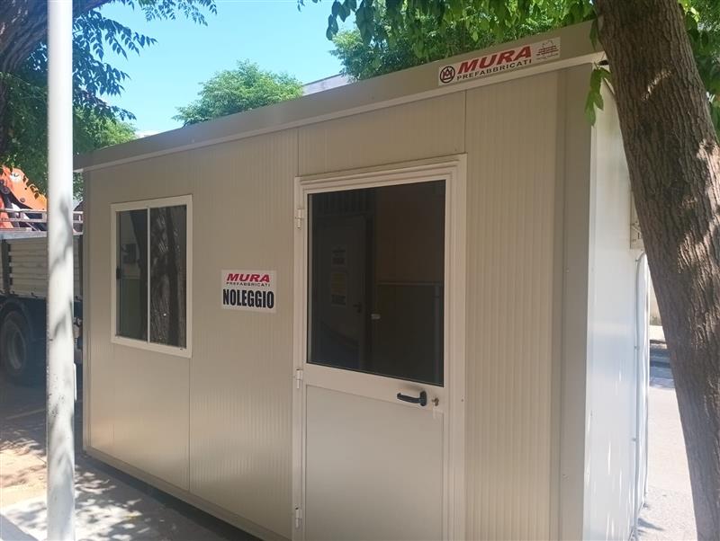 Alghero, anagrafe al caldo: il Comune corre ai ripari. Sanna: «Soluzione temporanea, ma stiamo lavorando al trasferimento»