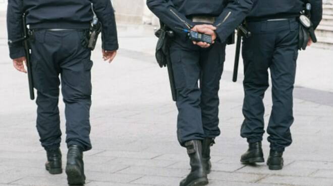 Arrivano le guardie giurate di notte per difendere le vetrine del centro di Sassari