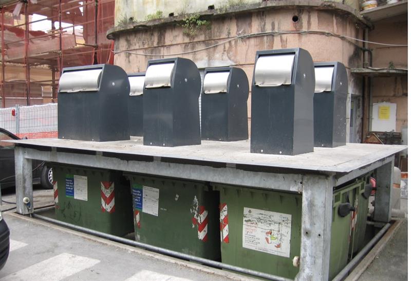 Alghero merita decoro: via gli eco box dal centro storico