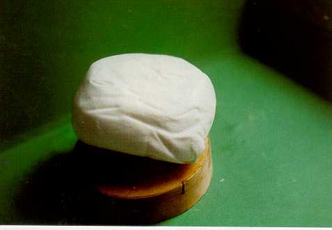 Ritirati cinque lotti di mozzarella: «Possibile presenza di corpi metallici»