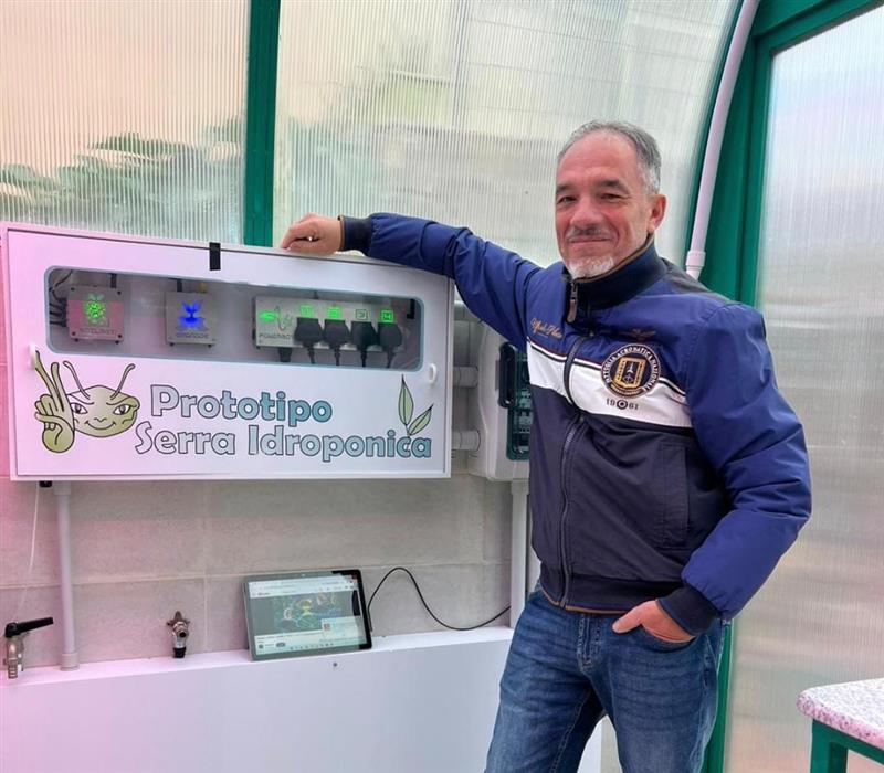Una serra idroponica a Lanusei: il prototipo di Salvatore Tegas tra sostenibilità, gusto e futuro dell’agricoltura
