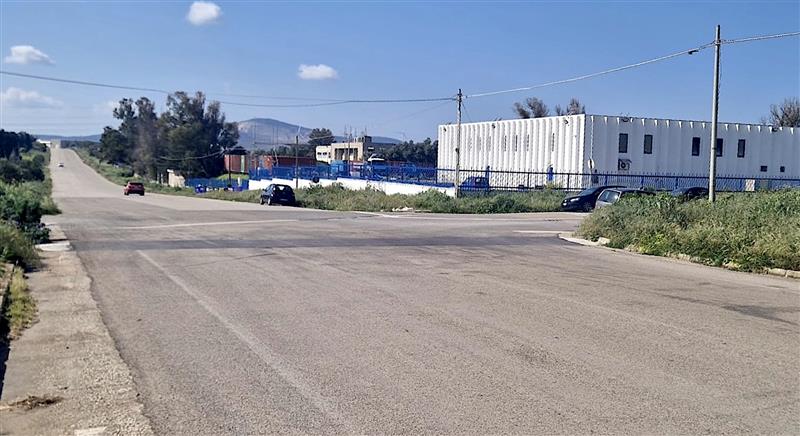 Via il buio dai poli industriali: due milioni per i nuovi lampioni a led. E spunta il numero verde per i guasti