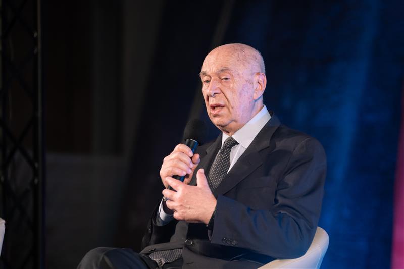 Oltre 300 appassionati per l’anteprima del Festival dell’Archeologia: Mieli e Franco in dialogo su storia e giornalismo