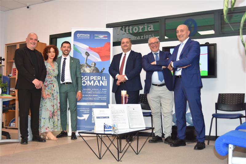 Vittoria Assicurazioni inaugura la nuova sede a Sassari: al centro la protezione di chi ci protegge