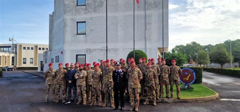 Il generale Rizzo in visita ai “Cacciatori Sardegna” di Abbasanta
