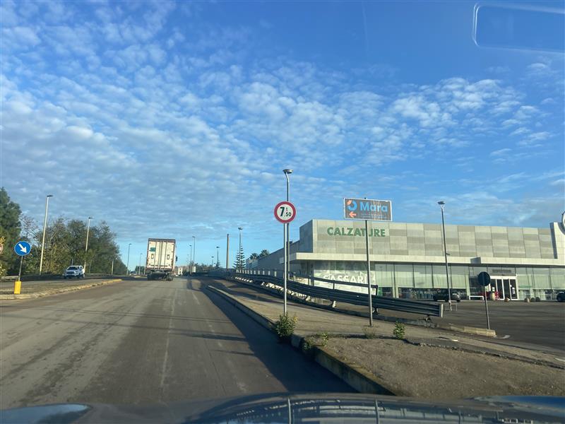 Sassari, ponte chiuso e imprese in coda: il caso Predda Niedda