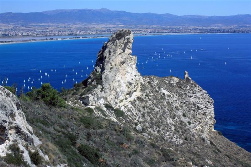 Cagliari, stop alle bici sulla Sella del Diavolo: il fragile equilibrio non regge più