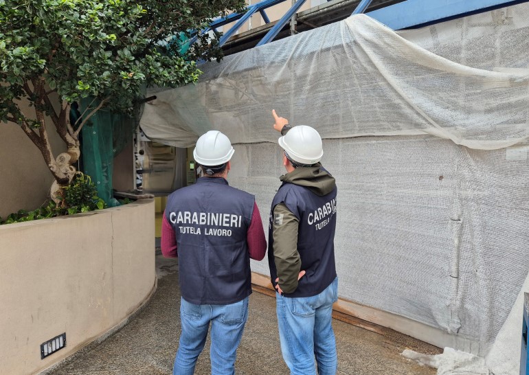 Oristano, aggiravano il Decreto Flussi: 21 indagati per favoreggiamento dell’immigrazione clandestina