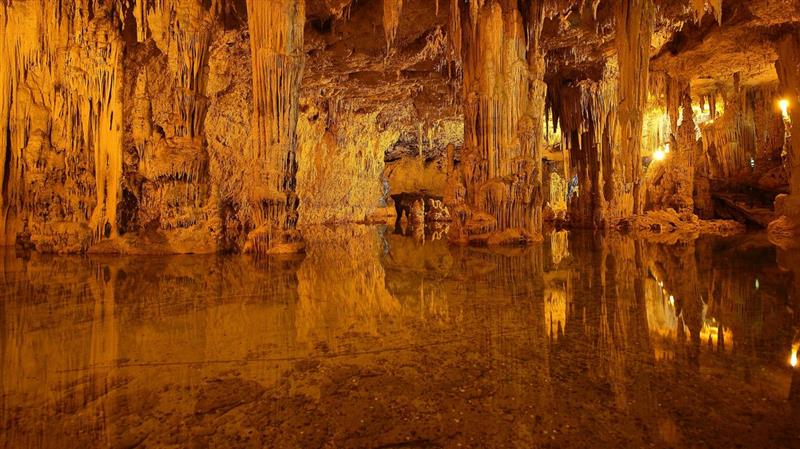 Settecentomila euro per proteggere le grotte della Sardegna: la Regione finanzia la messa in sicurezza e lo studio del mondo sotterraneo