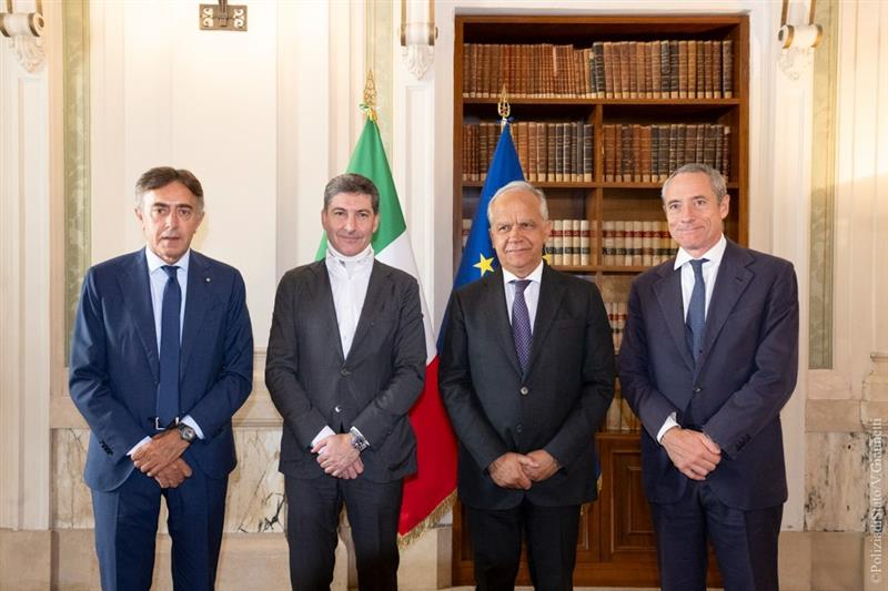 Viminale, Poste Italiane e Polizia di Stato uniscono le forze: rafforzata l’alleanza per la sicurezza cibernetica dei servizi pubblici