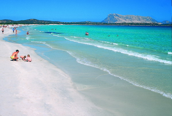 Spiaggia La cinta di San Teodoro, Sardegna