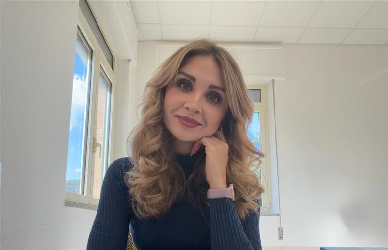 Quando si perde la parola: la logopedista Erica Monni parla del delicato compito di restituire voce agli adulti