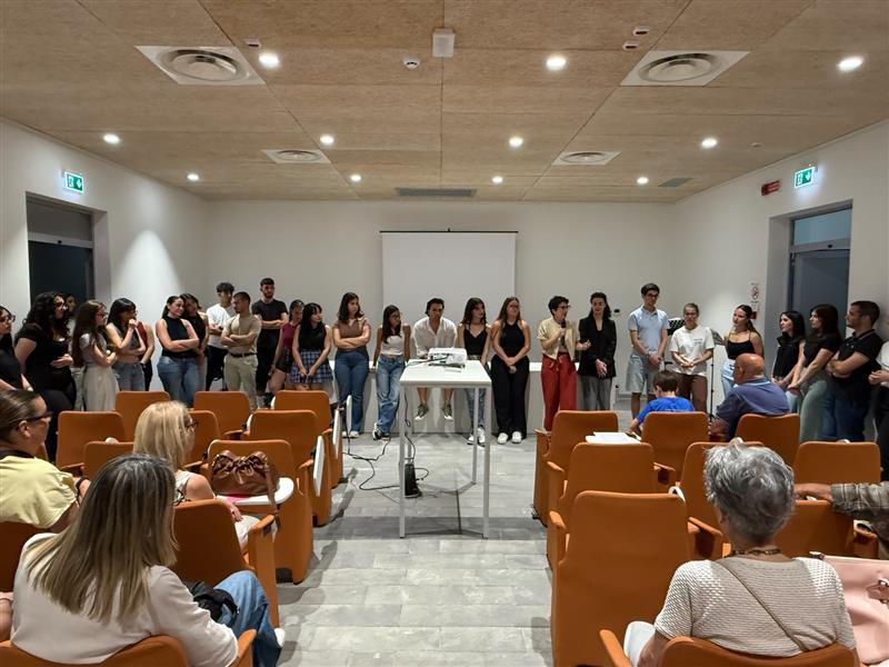 I giovani cagliaritani rientrano dai campi di sterminio: all