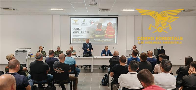 Novanta nuove vedette presidiano i boschi sardi: a Campulongu si conclude l