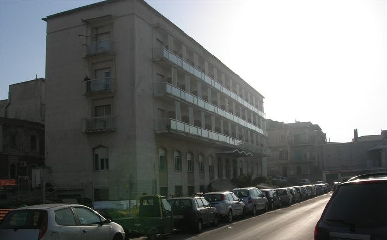 Istituto Alberghiero, Piazza Sulis, Alghero, Sardegna