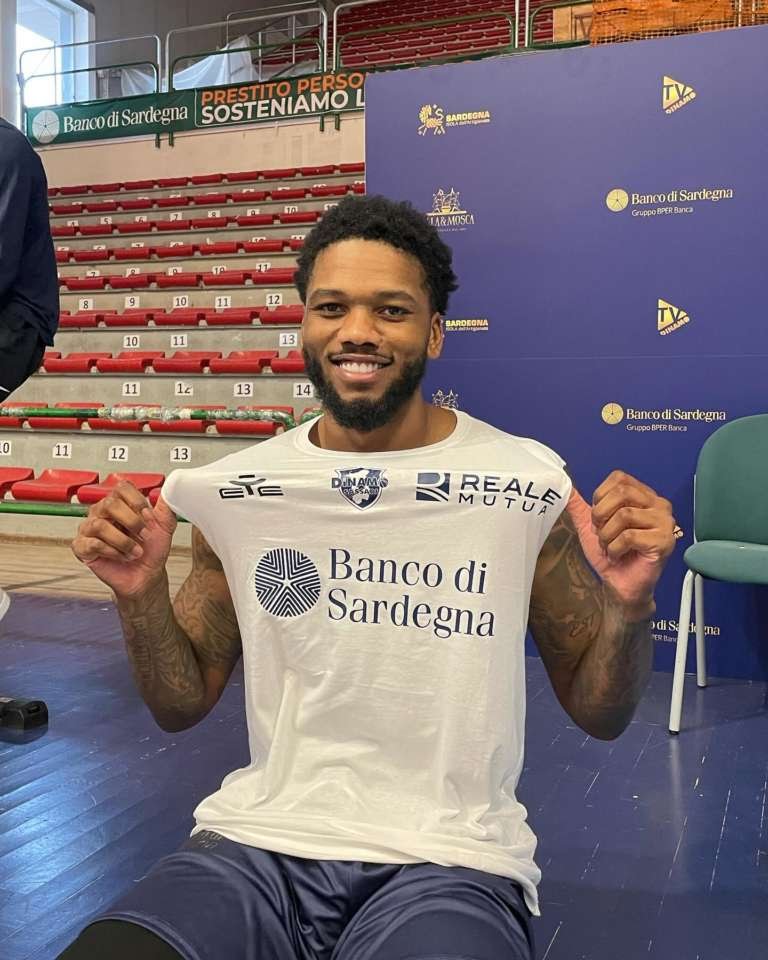 Alfonzo Mckinnie: Da Golden State a Sassari, la nuova stella biancoblù