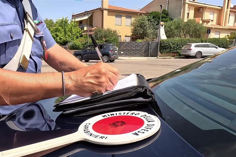 Turismo costiero, controlli dei Carabinieri: sanzioni per 90 mila euro