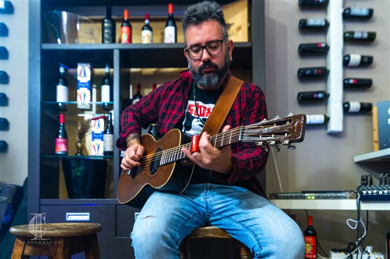 Francesco Piu, il bluesman che affascina Sassari