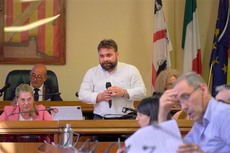 Alghero, scontro sul trasporto pubblico locale: il Comune rivendica la regia dell’efficientamento
