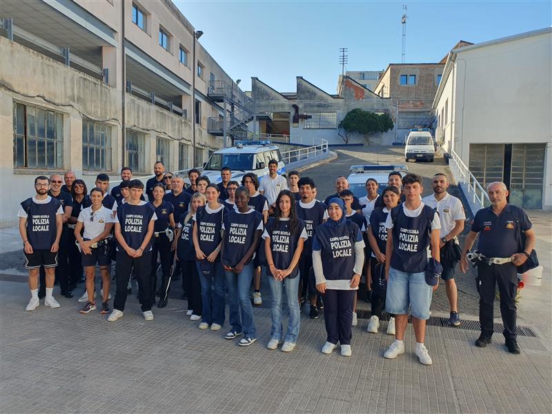 Campo scuola della Polizia locale, per 24 studenti inizia l’esperienza formativa