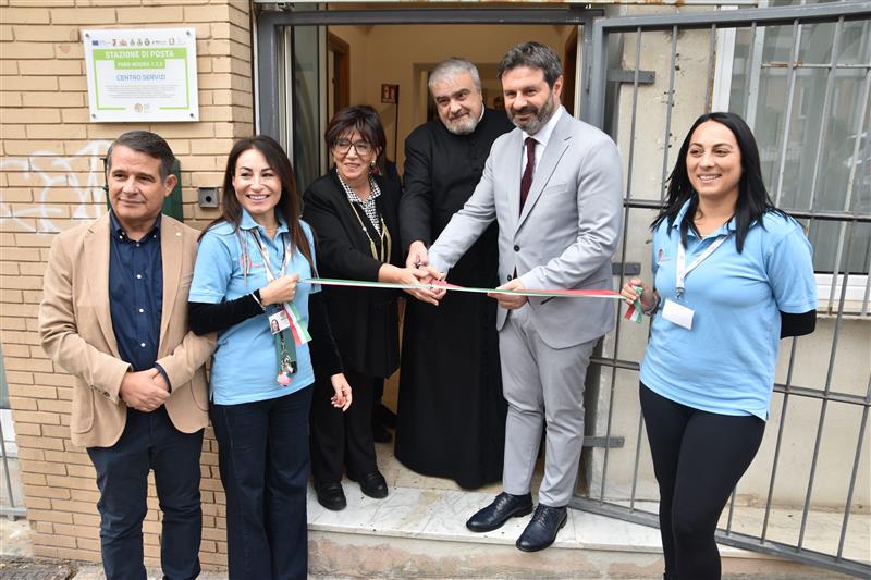 Sassari, inaugurata la Stazione di Posta: un rifugio per chi è rimasto indietro
