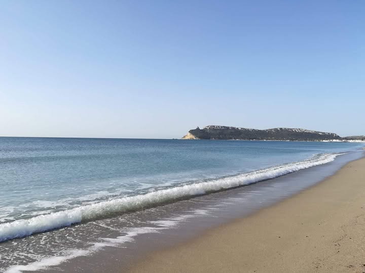 Sabbia dalla cava per salvare il Poetto: una soluzione che riaccende il fantasma del 2002