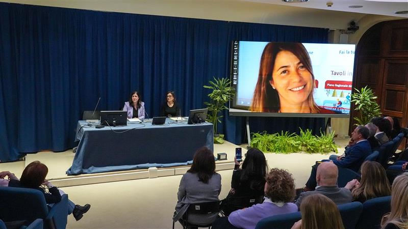 La memoria incisa sul muro: la Regione intitola l'anfiteatro della Sanità a Paola Pau