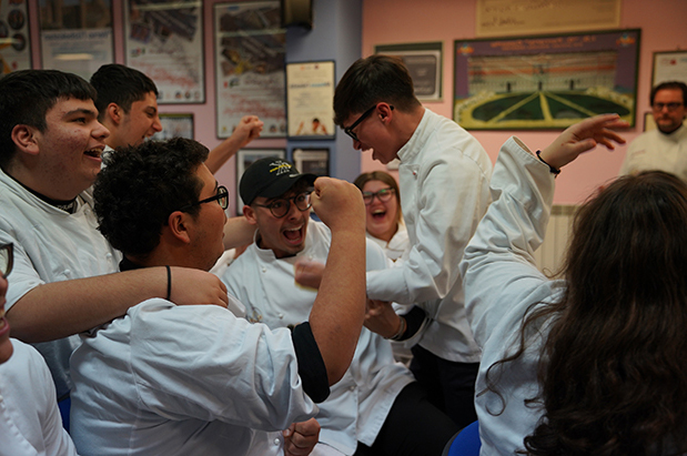 Alghero e Budoni al via nel Cooking Quiz: dieci anni di sfide ai fornelli tra scuola e innovazione